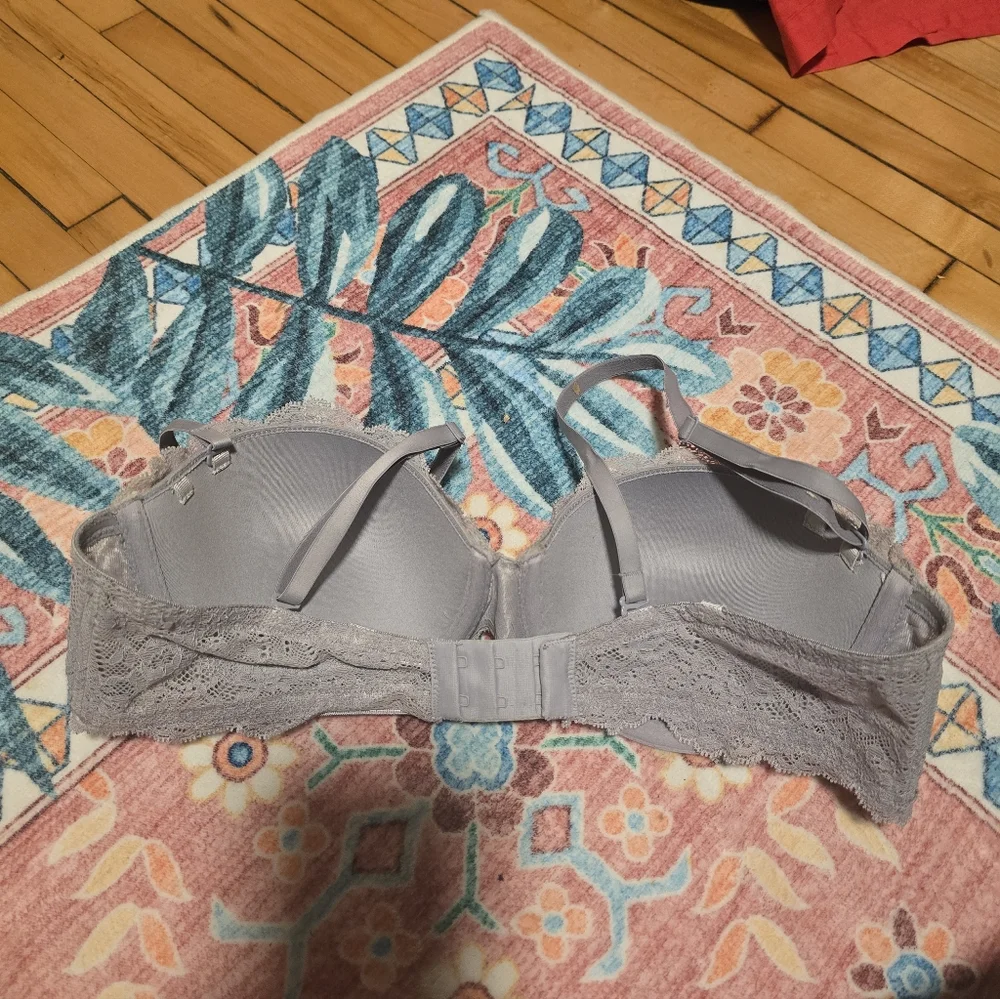 Gap Body Lace Bra in Gray Size 36B